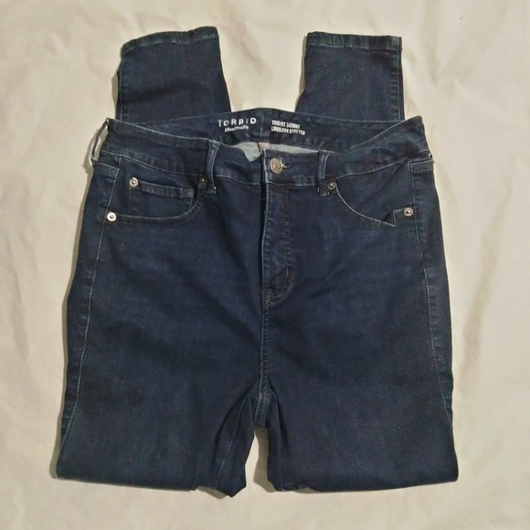 Torrid Trio Fit Skinny Limitless Stretch Jeans Womens Size 14R(31x27) Dark Blue - Picture 1 of 8